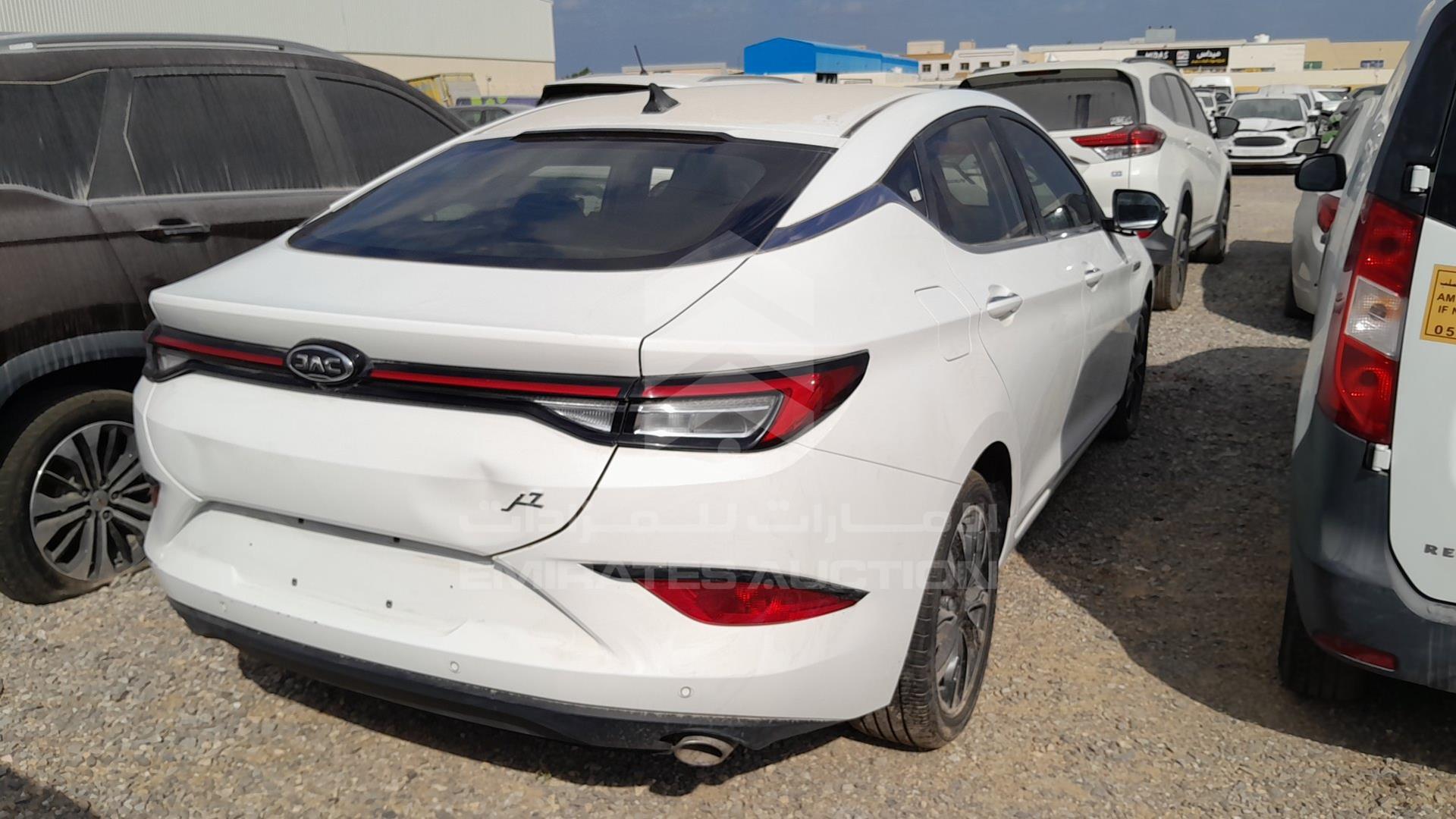 2023 JAC J7 VIN: LJ12FKT32P4014828