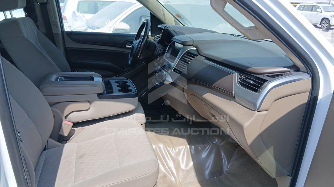 2019 Chevrolet Suburban — Front Right Passenger Seat View — Photo 25