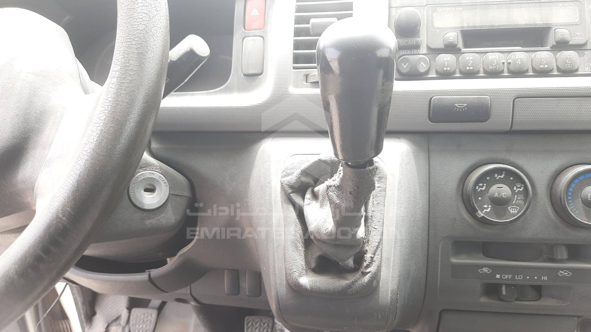 2009 TOYOTA HIACE VIN: JTGJX02P290024875