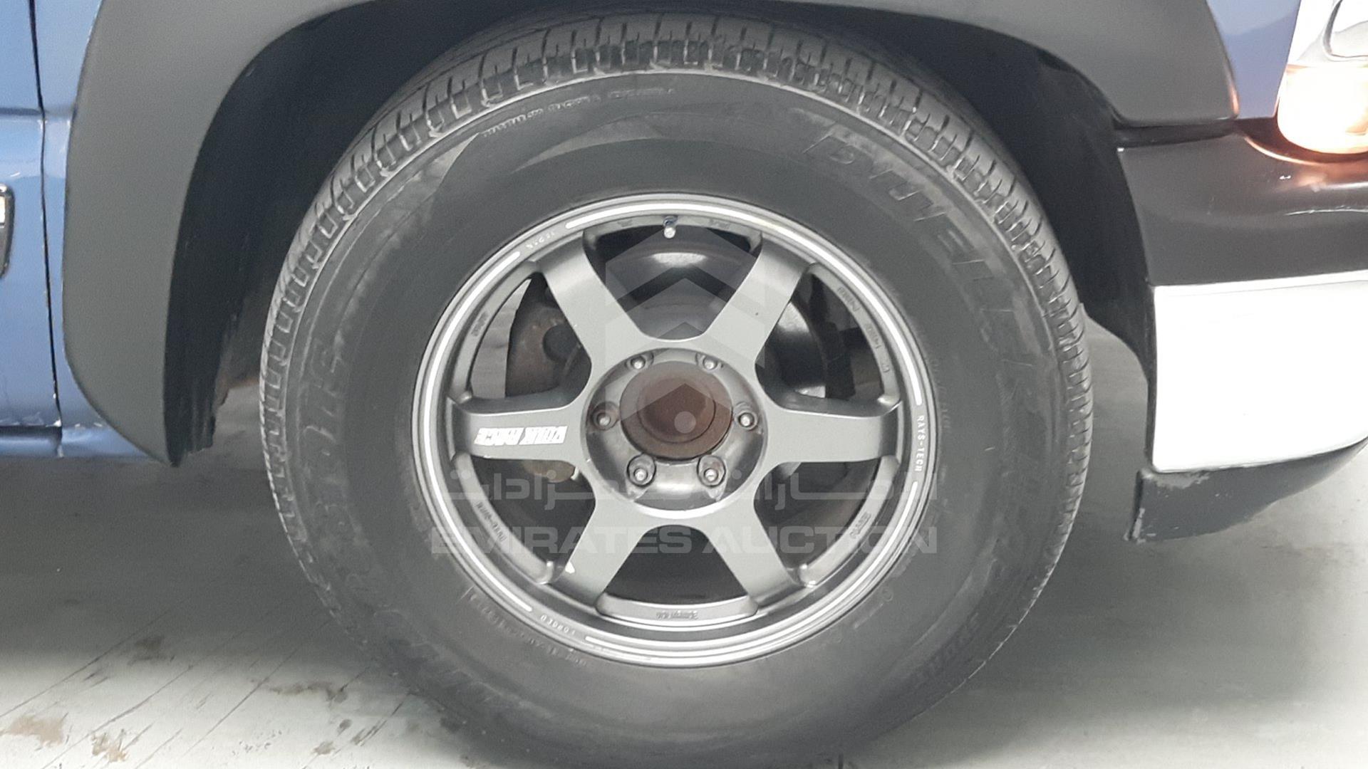 2000 CHEVROLET SILVERADO VIN: 2GCEC19V3Y1360820
