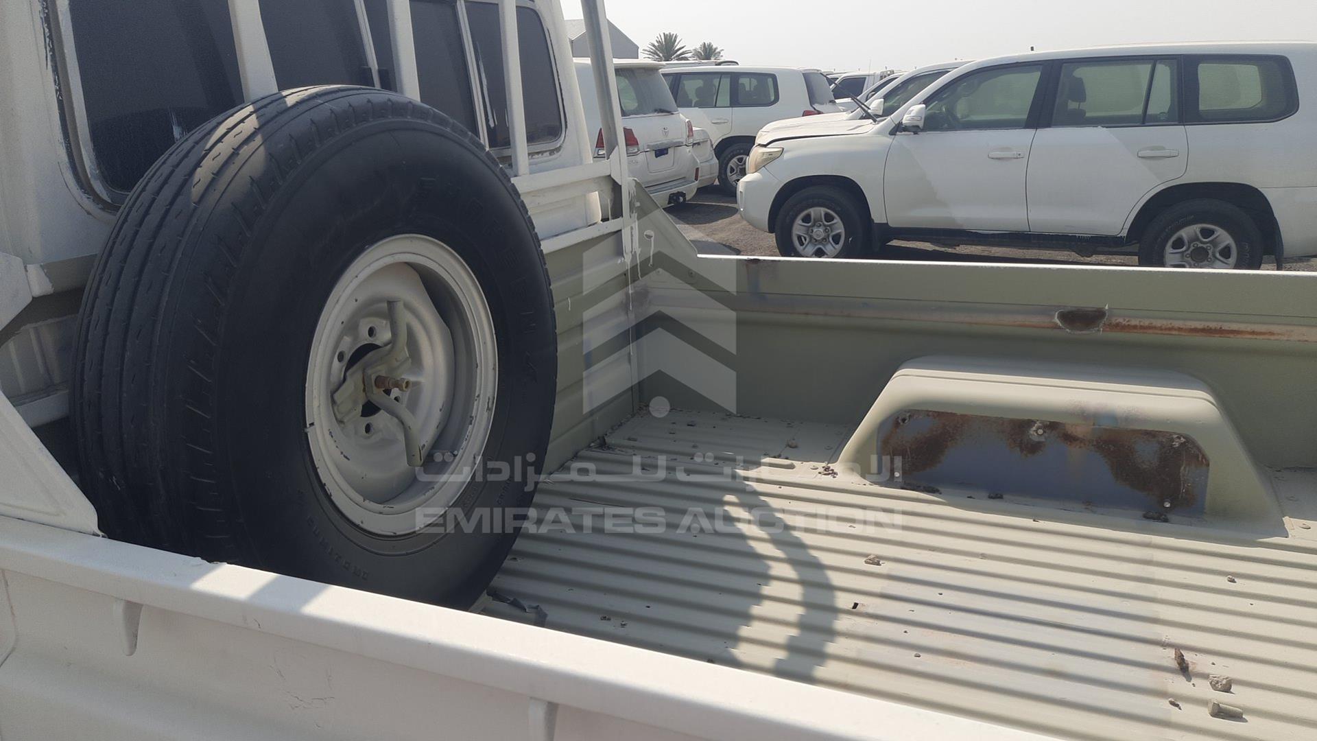 1994 TOYOTA LAND CRUISER PICKUP VIN: FZJ750021474