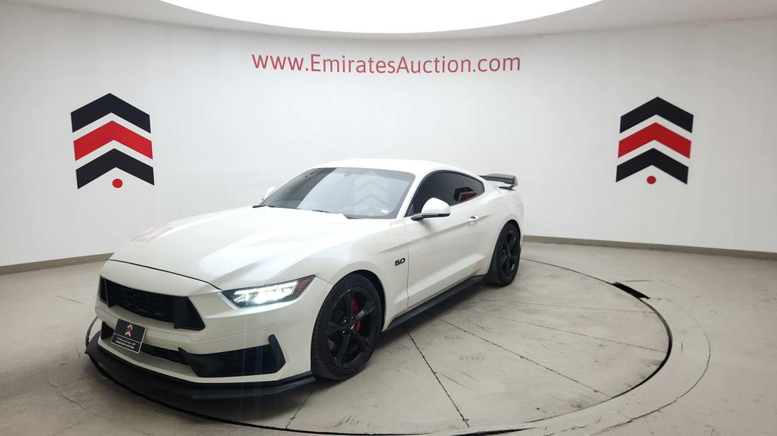 2017 Ford Mustang — Front Left Angle — Photo 8