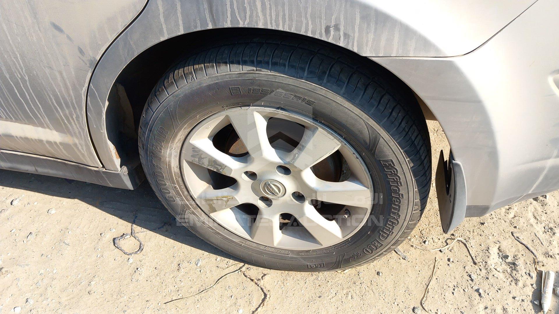 2009 NISSAN VERSA VIN: 3N1BC13E59L371574