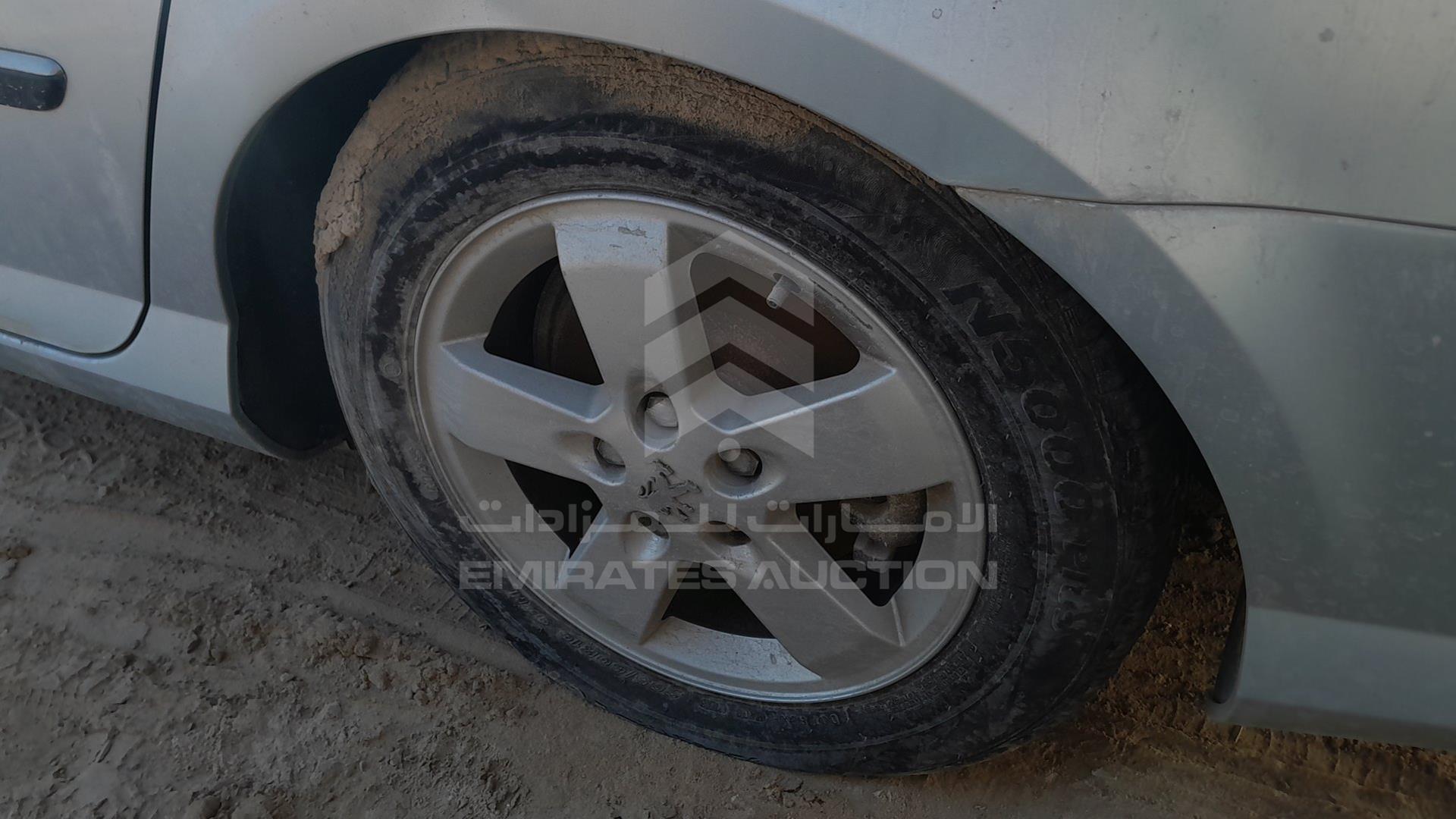 2008 PEUGEOT 407 VIN: VF36DRFJF8L002224
