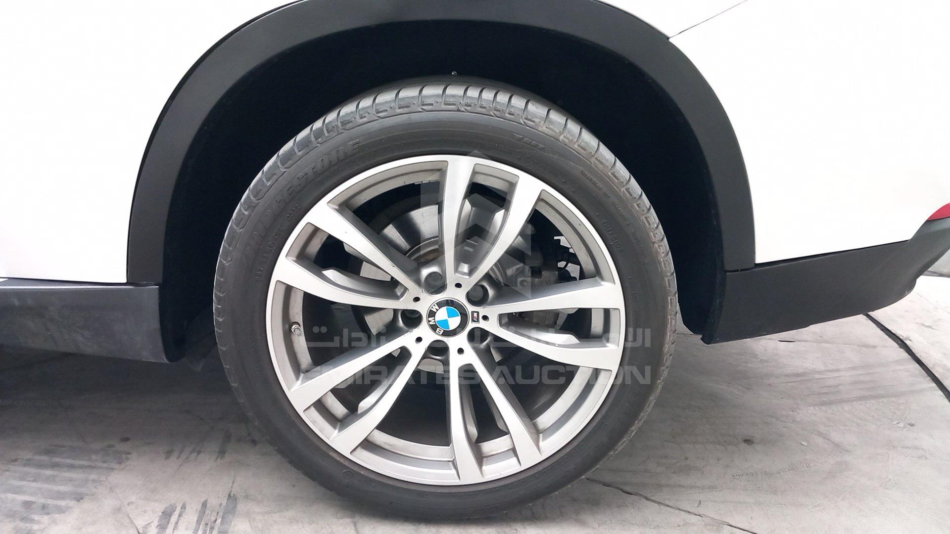 2017 BMW X5 VIN: 5UXKT0C54H0S79907