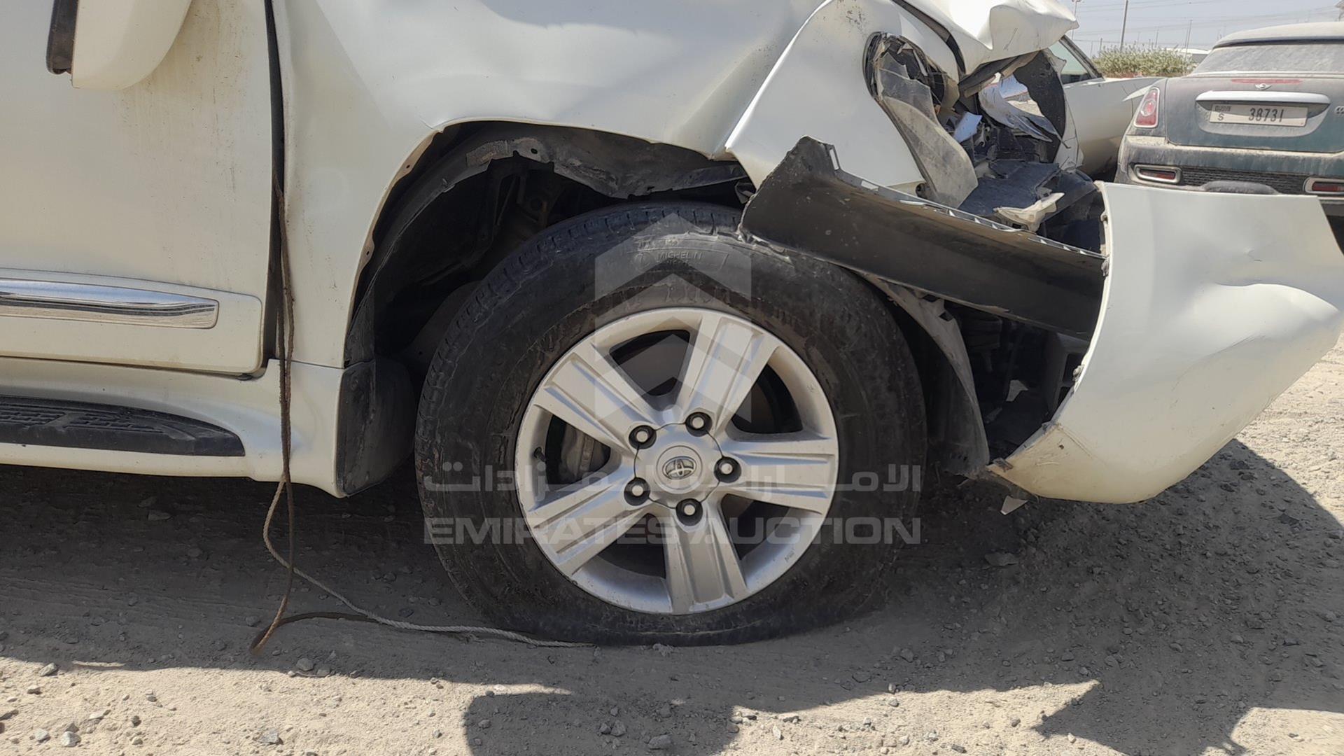 2015 TOYOTA LAND CRUISER VIN: JTMHU09J3F5102245