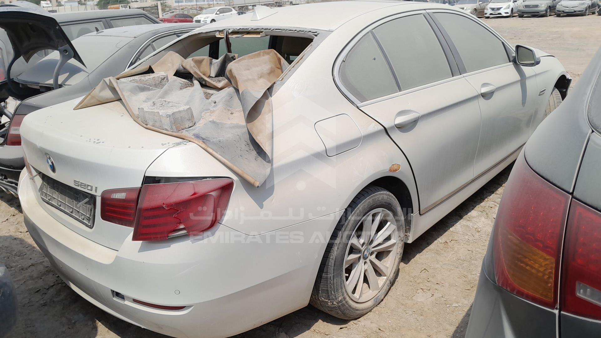 0 BMW 520 I VIN: WBA5A3101ED004865