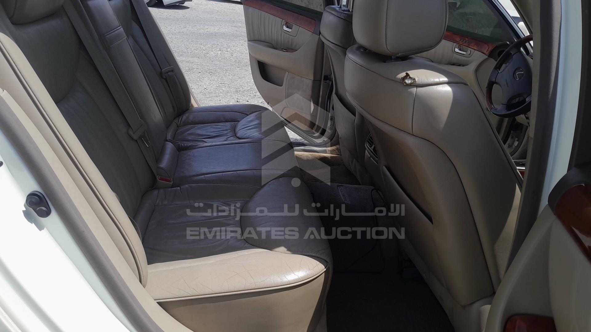 2001 LEXUS LS 430 VIN: JTHBN30F010018191