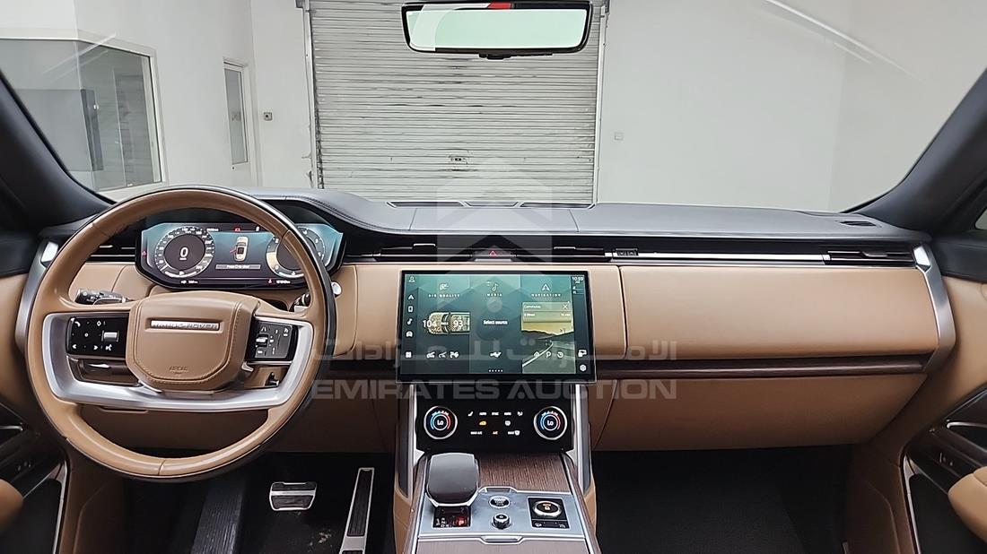 2023 Range Rover HSE — Full Dashboard View — Photo 18