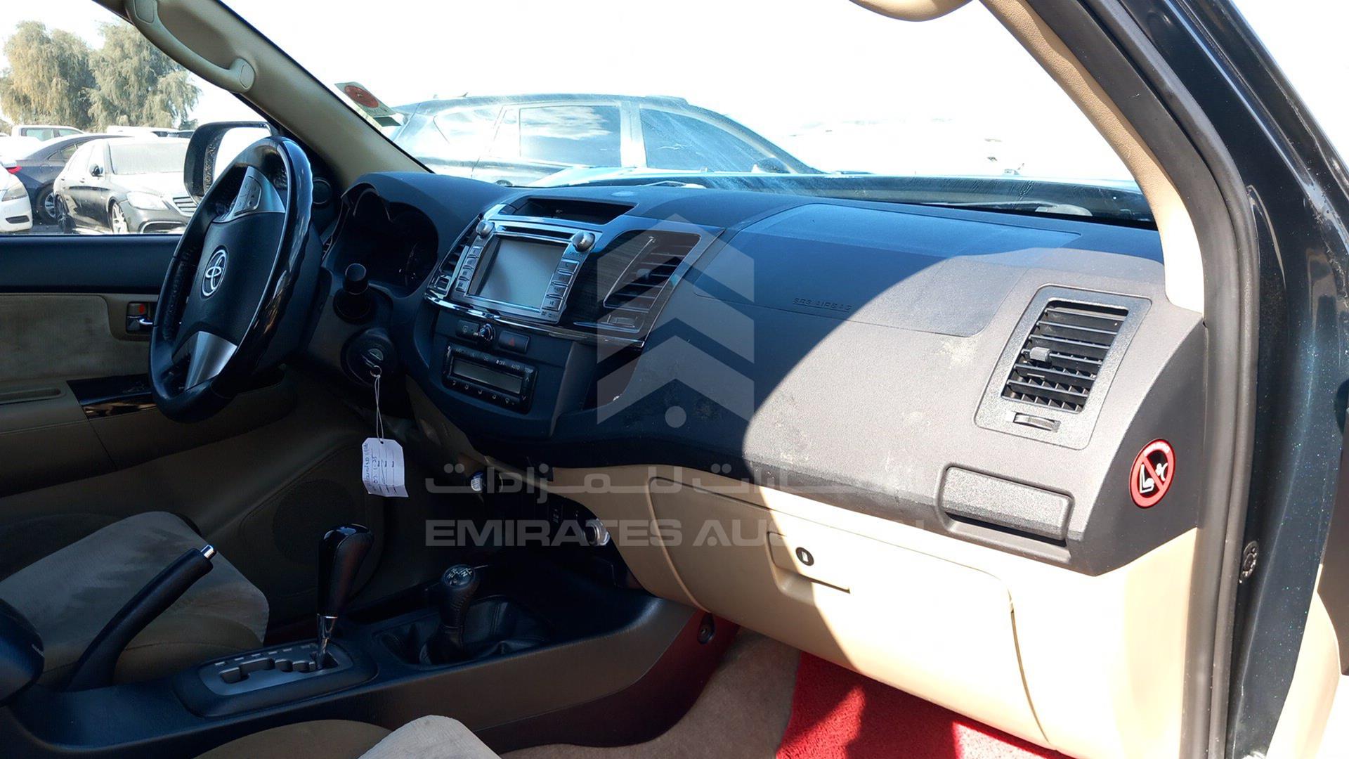 2015 TOYOTA FORTUNER VIN: MHFYU59G4F7039540