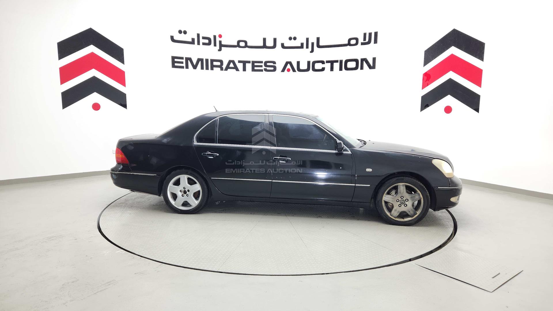 2002 LEXUS LS 430 VIN: JTHBN30F020055436