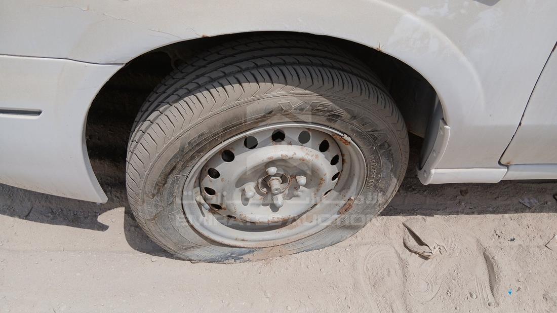 نيسان صني 2006 — الإطار الأمامي الأيسر — صورة 30