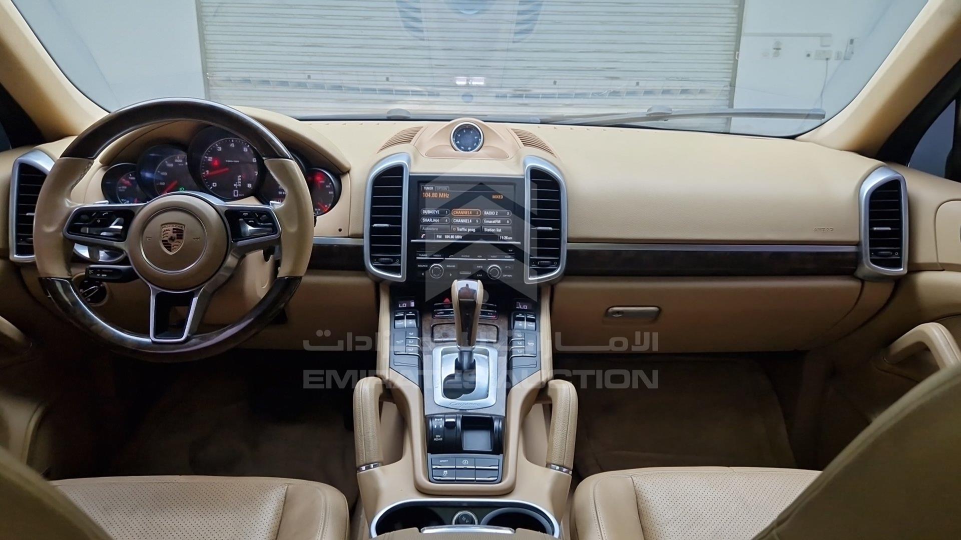 2016 PORSCHE CAYENNE VIN: WP1ZZZ92ZGKA13713