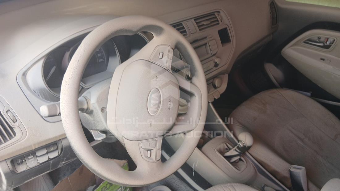 2013 Kia Rio — Steering & Mounted Controls — Photo 13