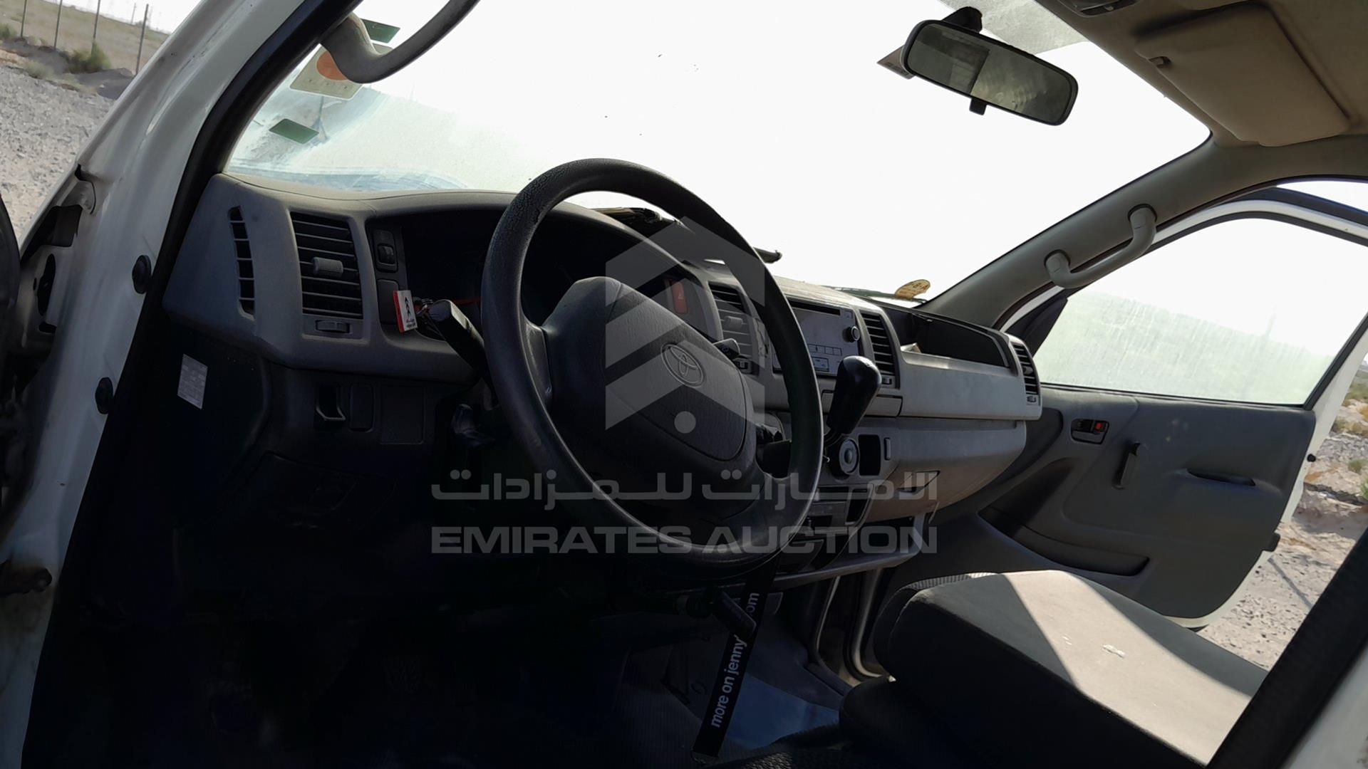 2011 TOYOTA HIACE VIN: JTFHX02P8B0056416
