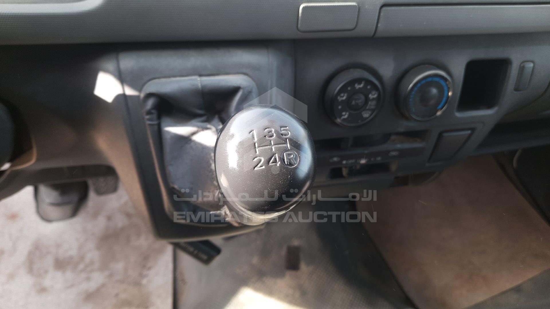 2011 TOYOTA HIACE VIN: JTFHX02PXB0063528