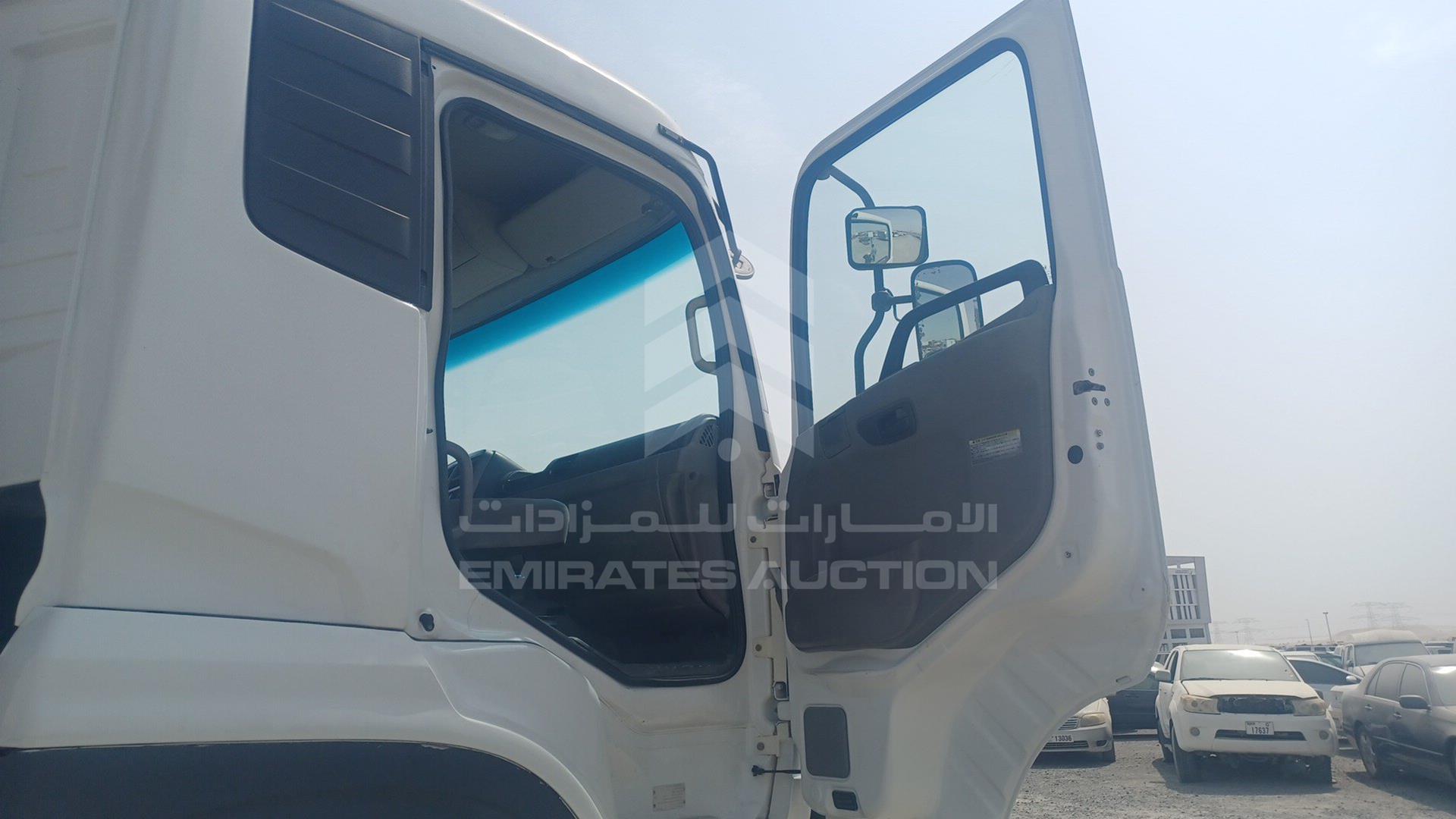 2019 UD QUESTER VIN: JPCZAE0G8KT024725