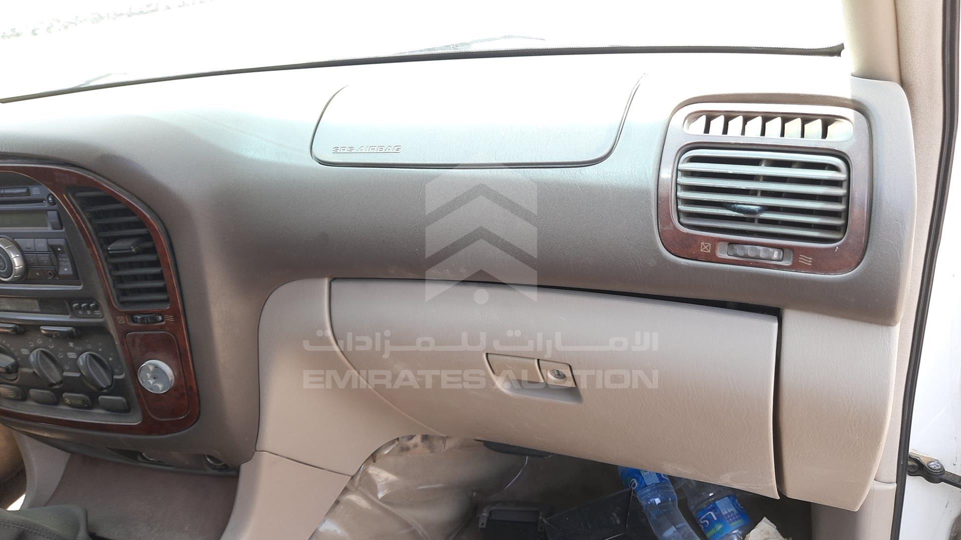 2002 TOYOTA LAND CRUISER VIN: JTEHT05J922027437
