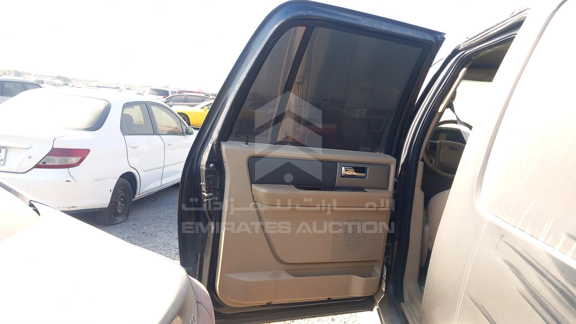 2011 FORD EXPEDITION VIN: 1FMJK1J52BEF05635