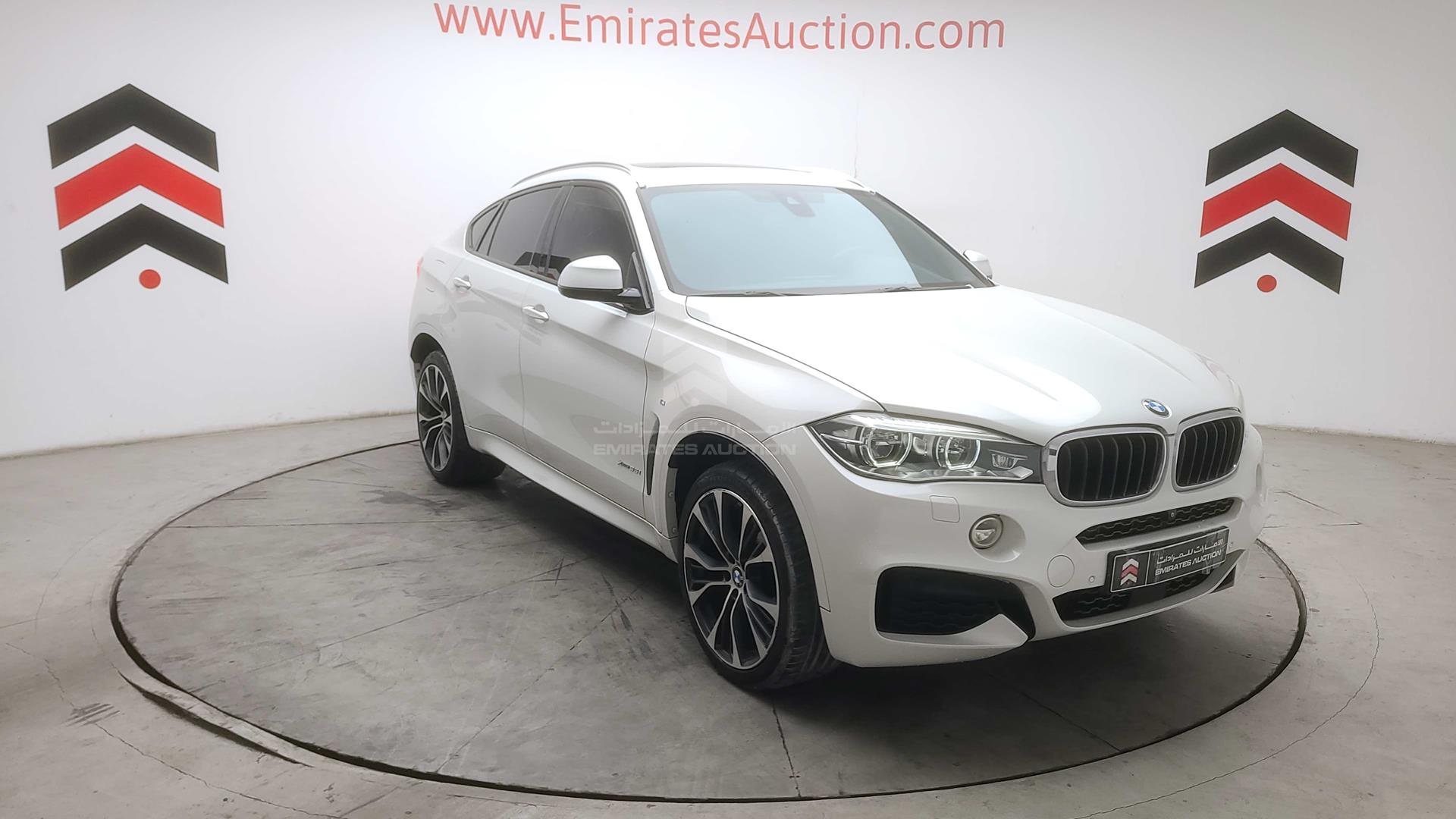 2018 BMW X6 VIN: WBAKU210XJ0Y35271