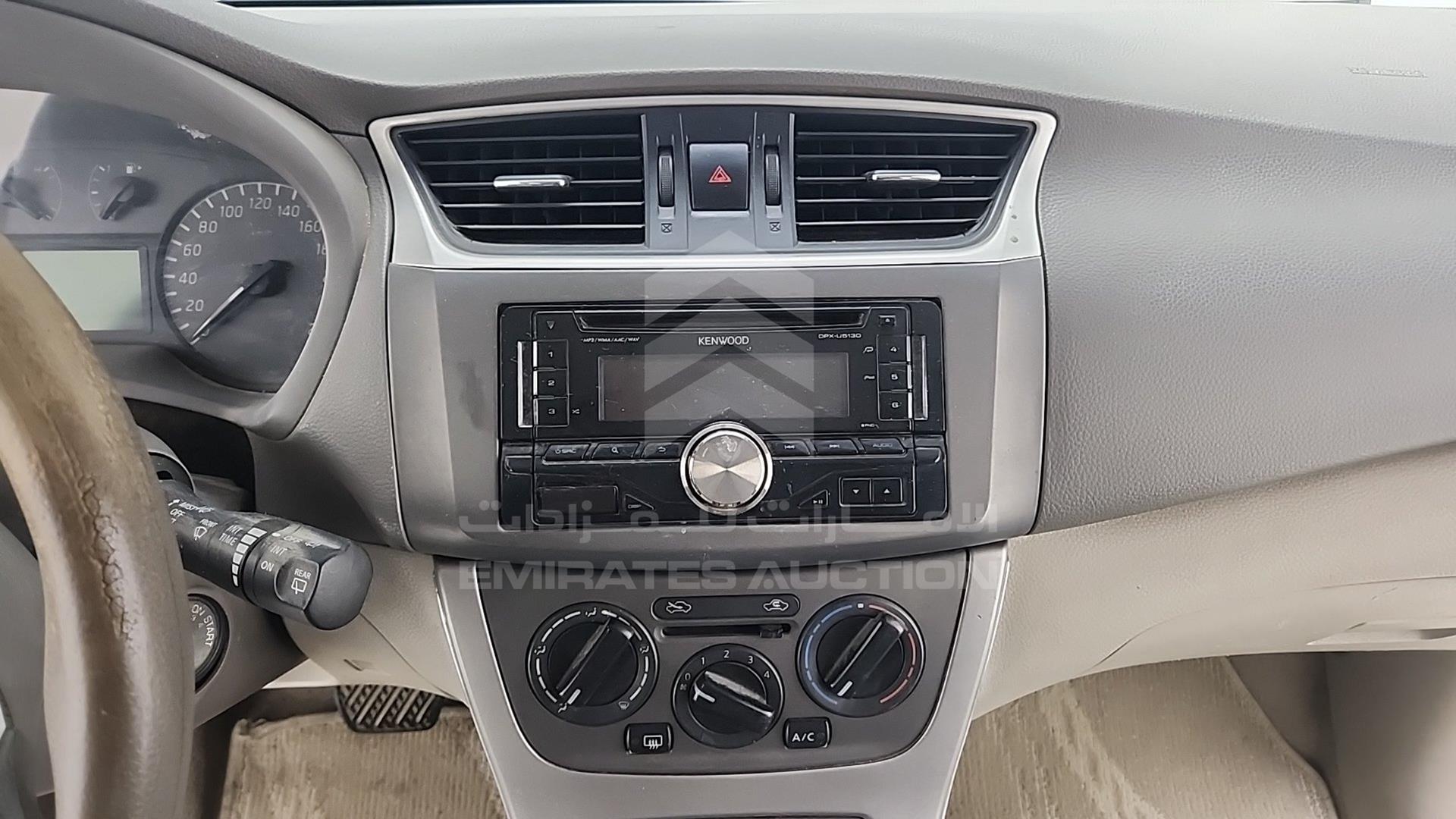 2015 NISSAN TIIDA VIN: MNTBC2C93F6008355