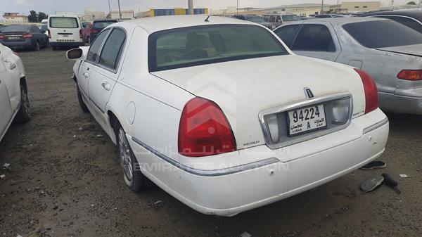Lincoln Town Car 2005 1LNHM82W25Y663727 Image 27