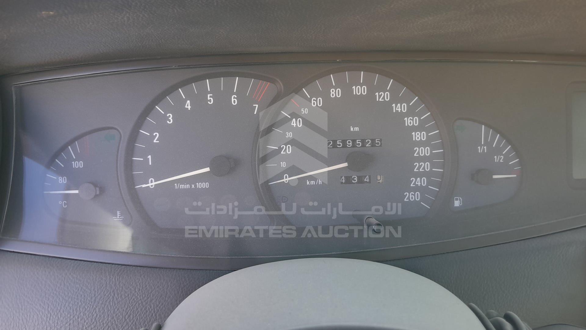 0 OPEL OMEGA VIN: W0L0VBF6931107416
