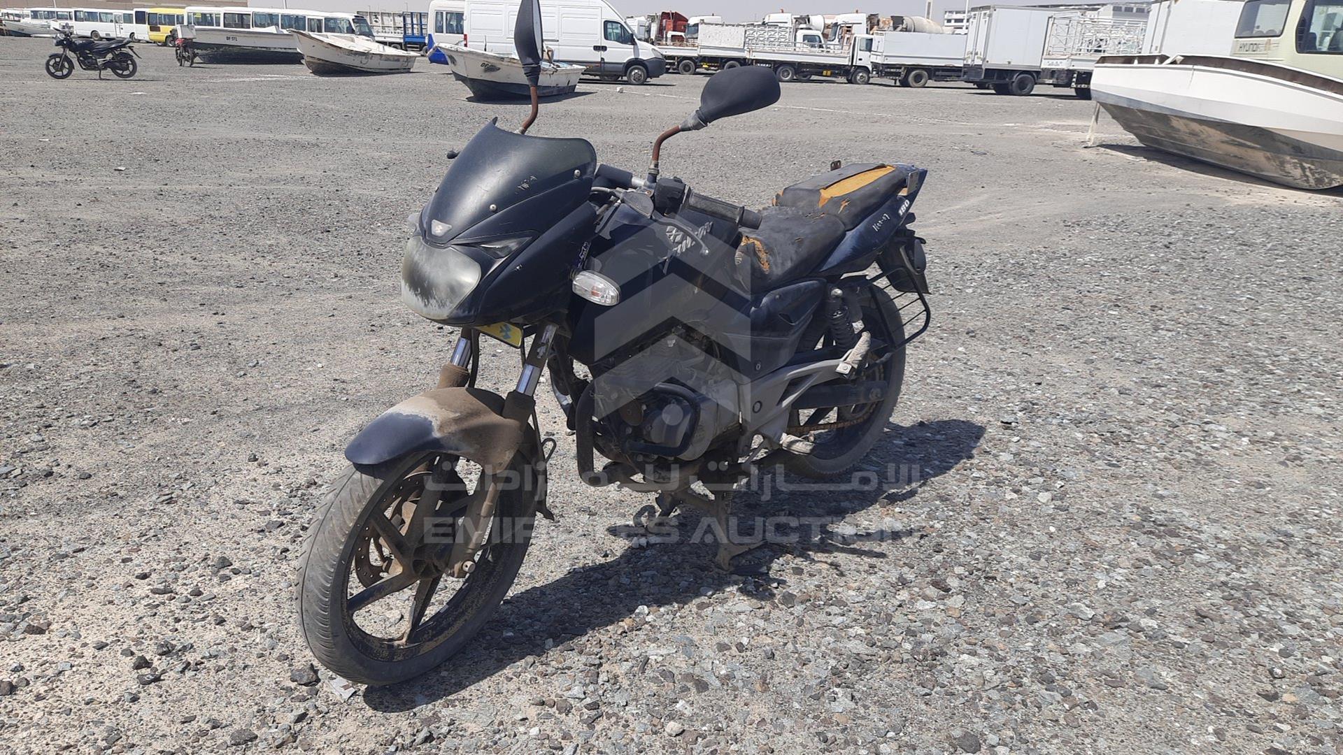 2014 BAJAJ 180 CC VIN: MD2A12DZ8ECK51161
