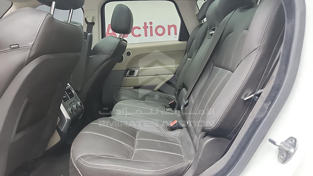 2016 Range Rover HSE — Rear Left Passenger View — Photo 18