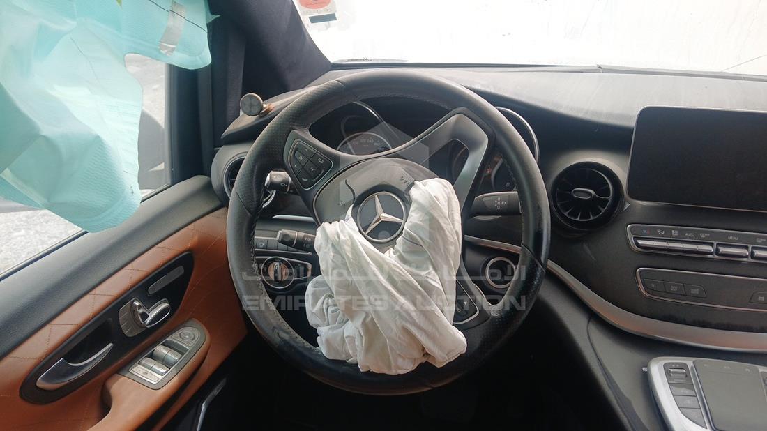 2023 Mercedes V 250 — Steering & Mounted Controls — Photo 13