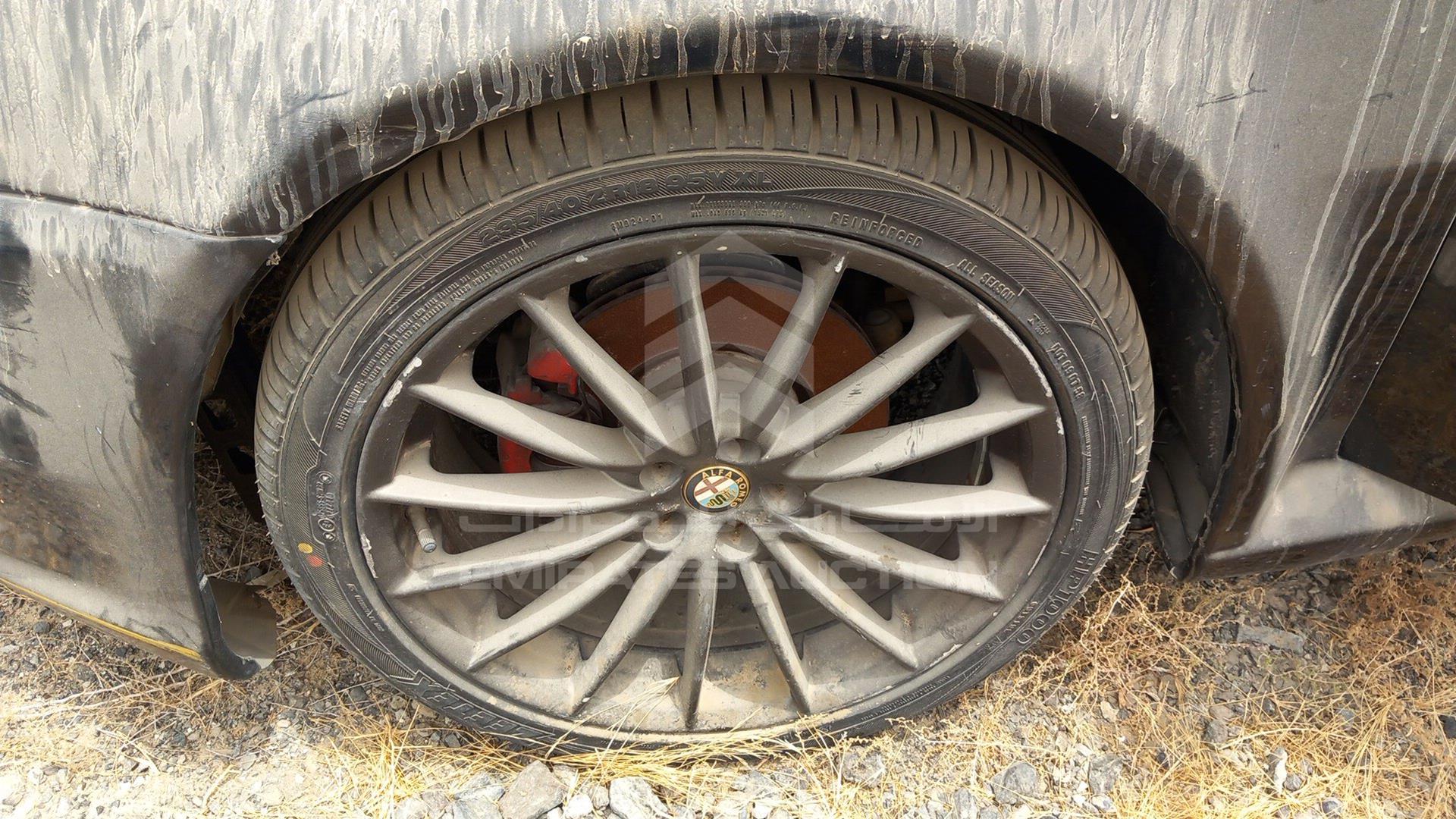 0 ALFA ROMEO ALFA GT VIN: ZAR93700005242803
