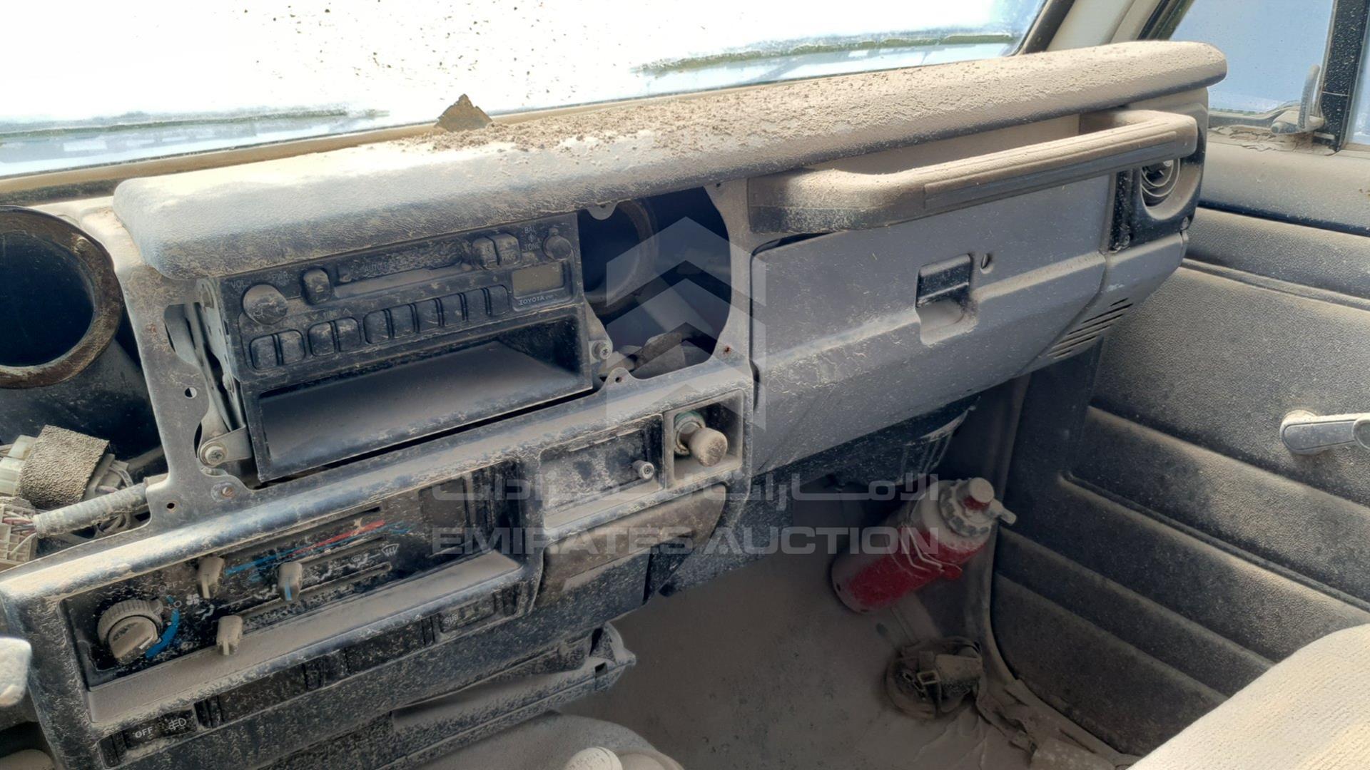 2005 TOYOTA LAND CRUISER VIN: JTFLB71J058007392
