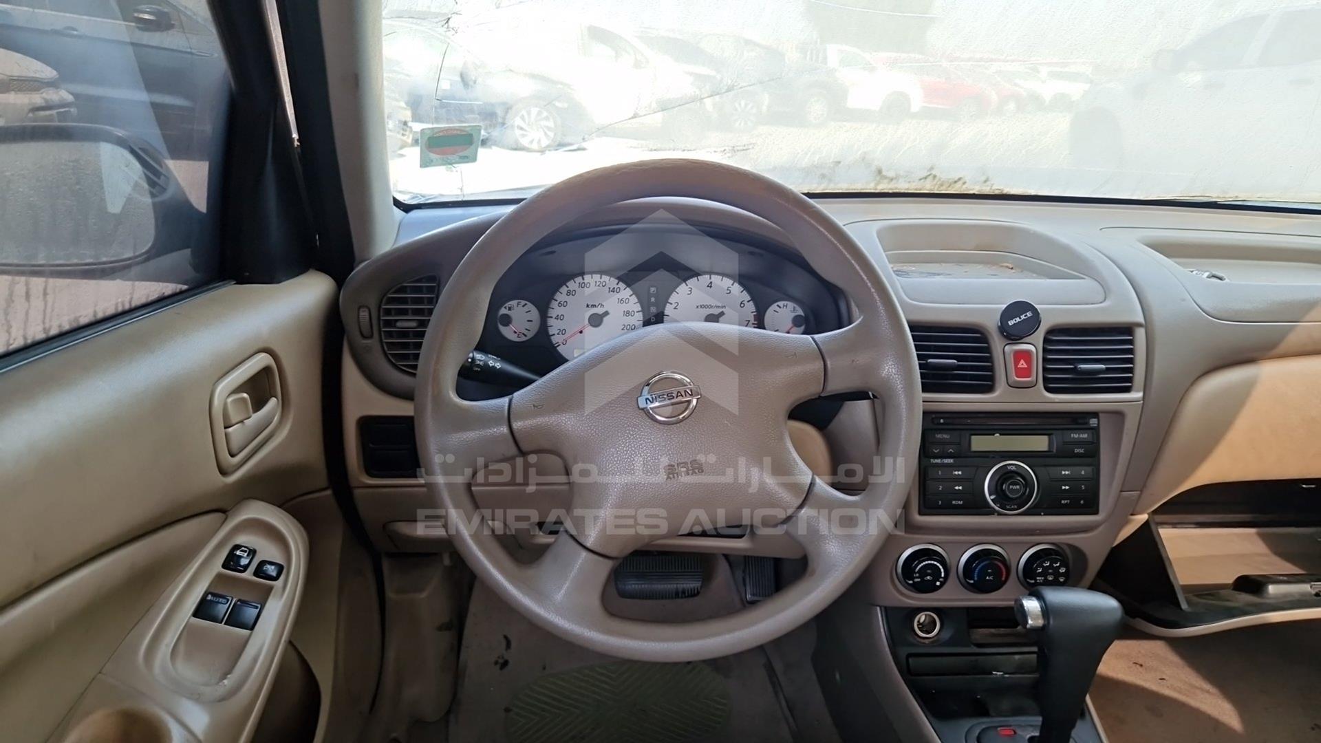 2011 NISSAN SUNNY VIN: JN1FN61C3BW209081
