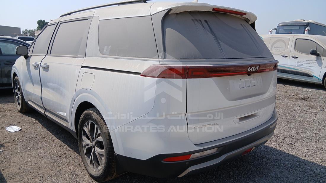 كيا كرنفال 2022 — الزاوية الخلفية اليسرى — صورة 6