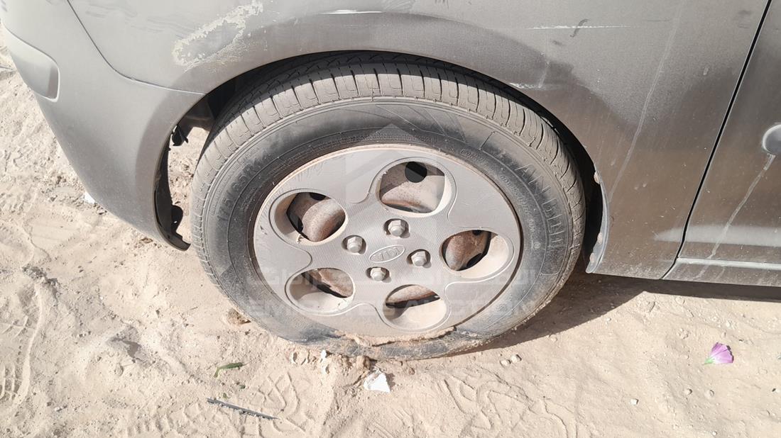كيا بيكانتو 2011 — الإطار الأمامي الأيسر — صورة 31