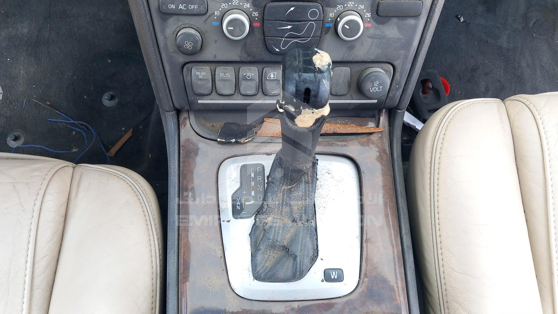 2008 VOLVO XC 90 VIN: YV1CT855681443888