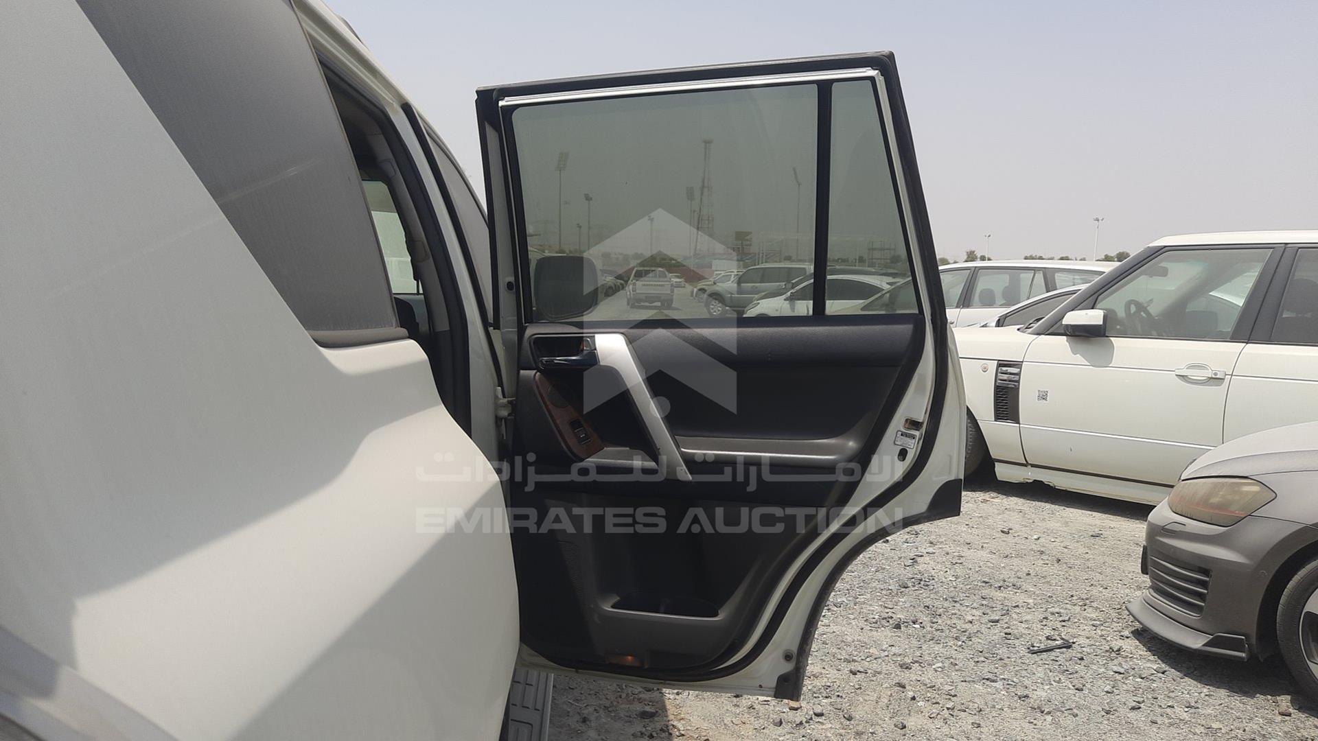 2011 TOYOTA LAND CRUISER PRADO VIN: JTEJU3FJ4B5013023