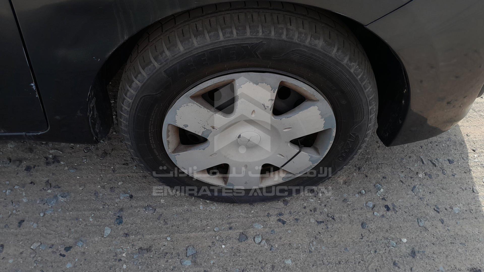2014 MITSUBISHI ATTRAGE VIN: MMBSTA13AEH010745