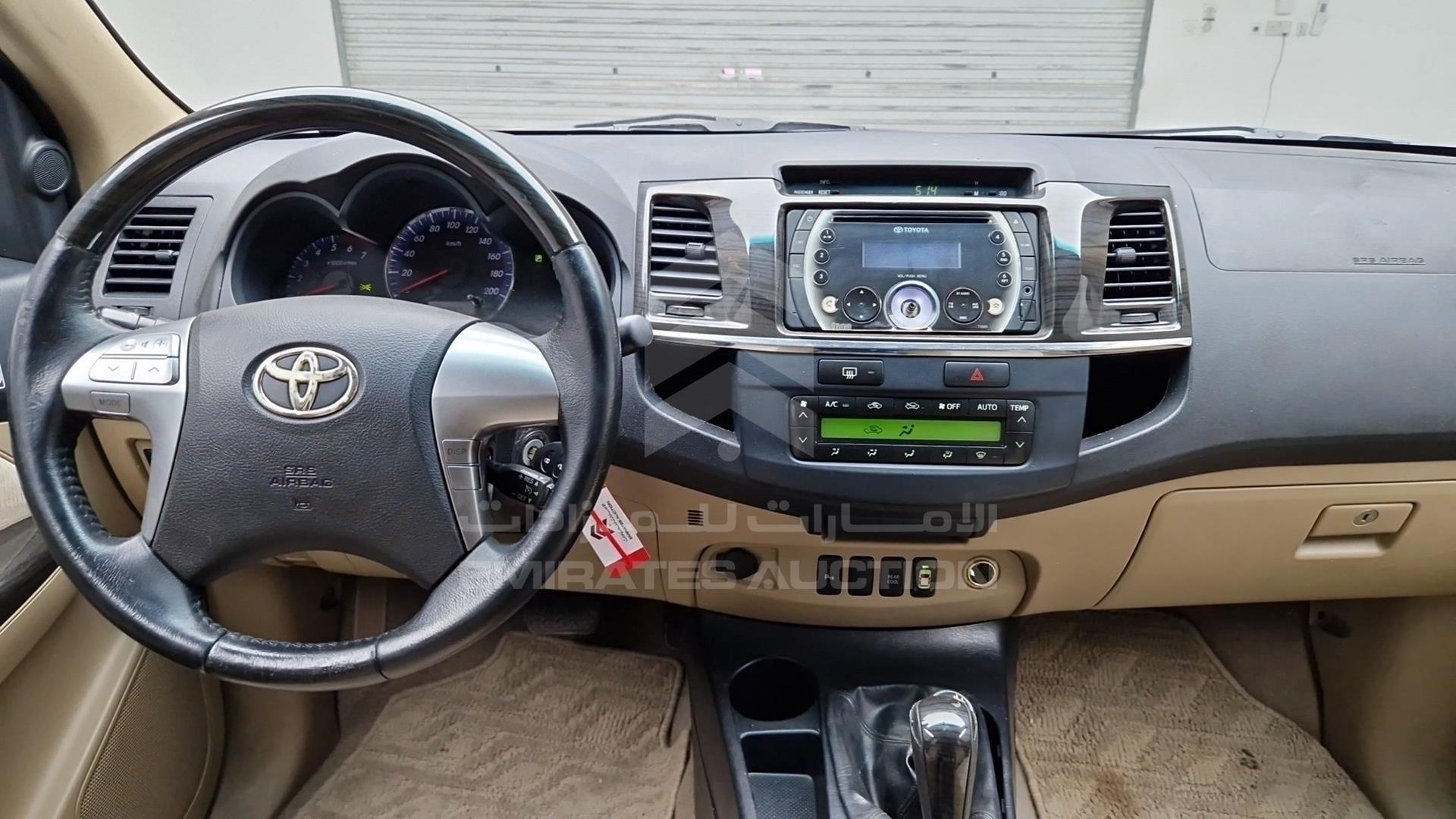 2014 TOYOTA FORTUNER VIN: MHFYU59G1E7031572