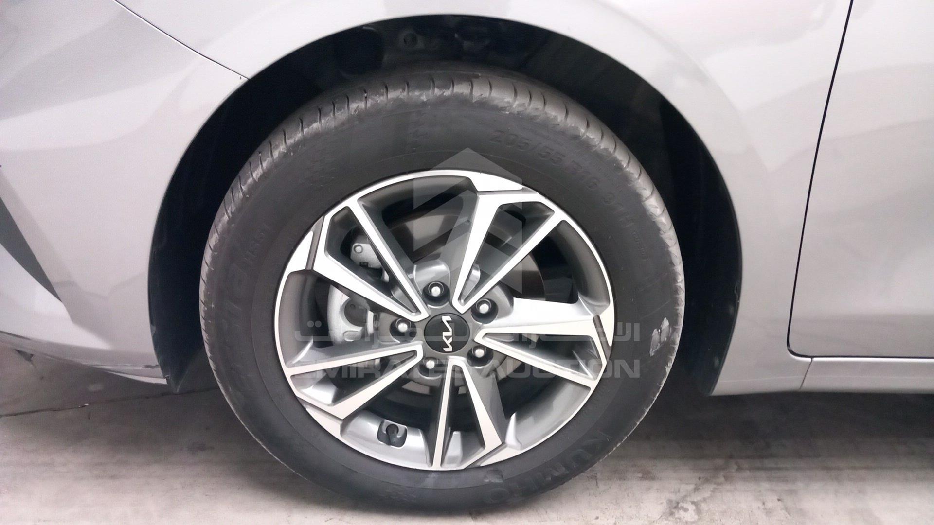 2023 KIA CERATO VIN: KNAF24160P5958371