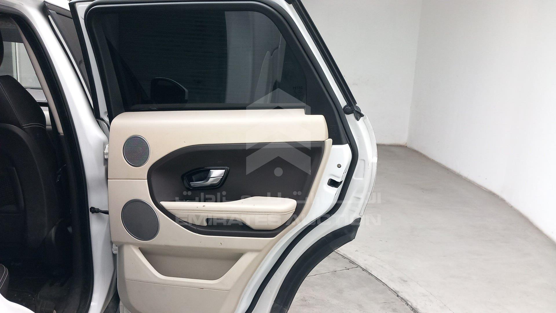 2014 RANGE ROVER EVOQUE VIN: SALVA2BG1EH933044