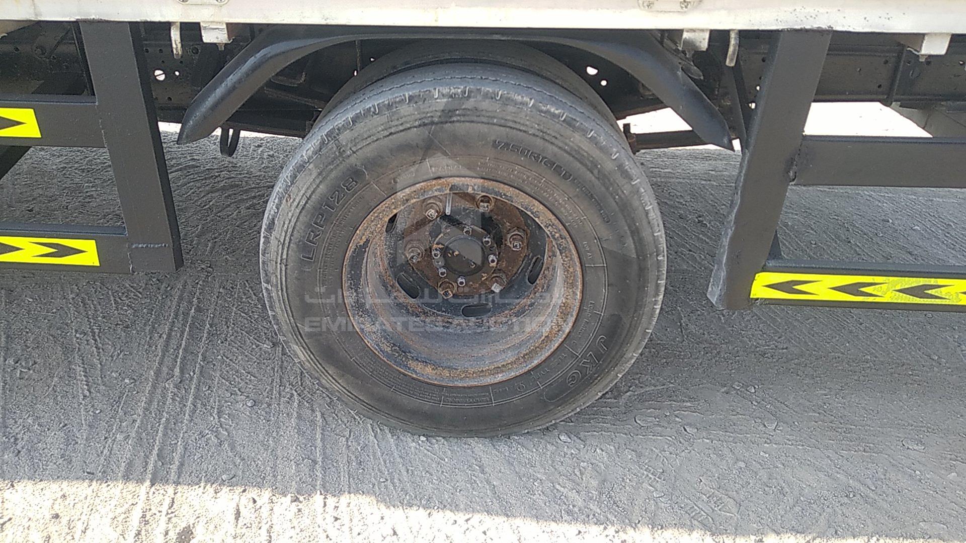 2015 MITSUBISHI CANTER VIN: JL7B6E1P0FK028476