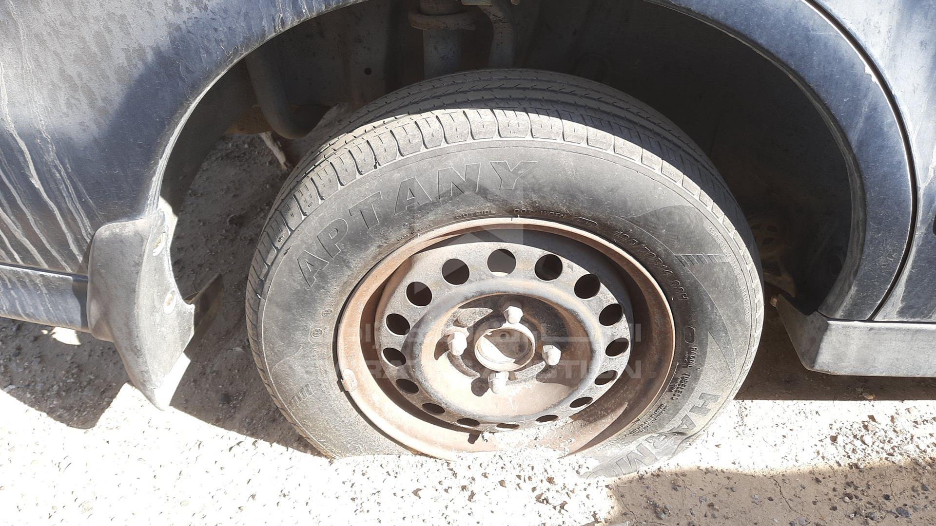 2000 MITSUBISHI --- VIN: JMYSREA2AYZ704502