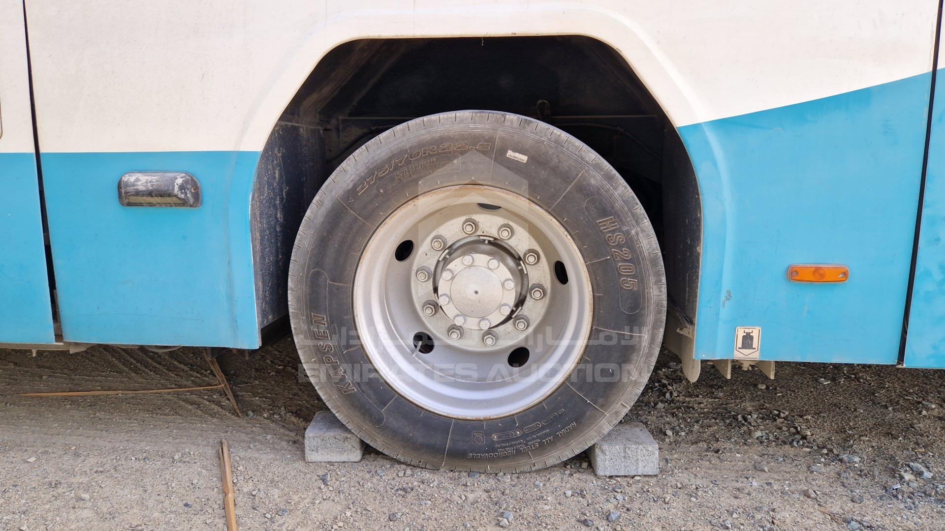 2017 FOTON BUS VIN: LVCB4LED4HG052176
