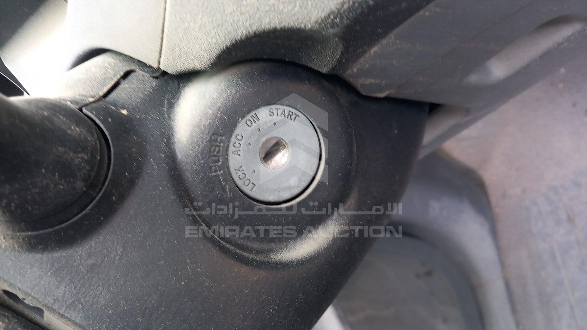 2008 TOYOTA HILUX VIN: MR0EX12G182307468