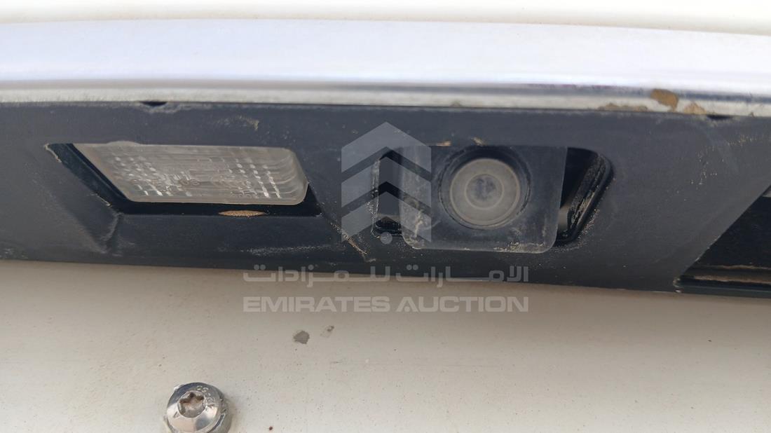 مرسيدس اس 550 2011 — زاوية الكاميرا الخلفية ورؤية 360 درجة — صورة 21