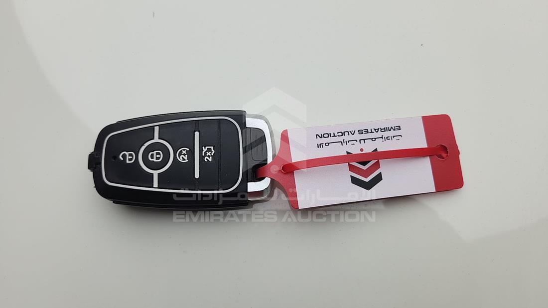 2022 Ford Edge — Keys — Photo 4