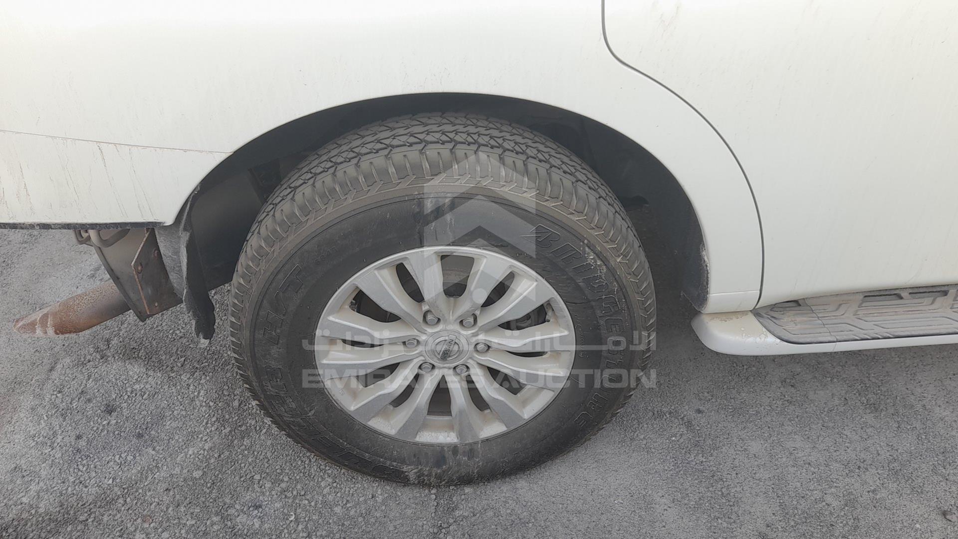 2014 NISSAN PATROL VIN: JN8AY2NY4E9073032