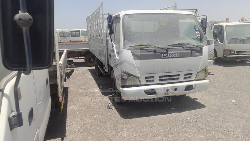 JAAKP34G987P20999 Auction: EmiratesAuction Lot: 409144 JAAKP34G987P20999 Isuzu NPR 2008 WHITE Photo 8