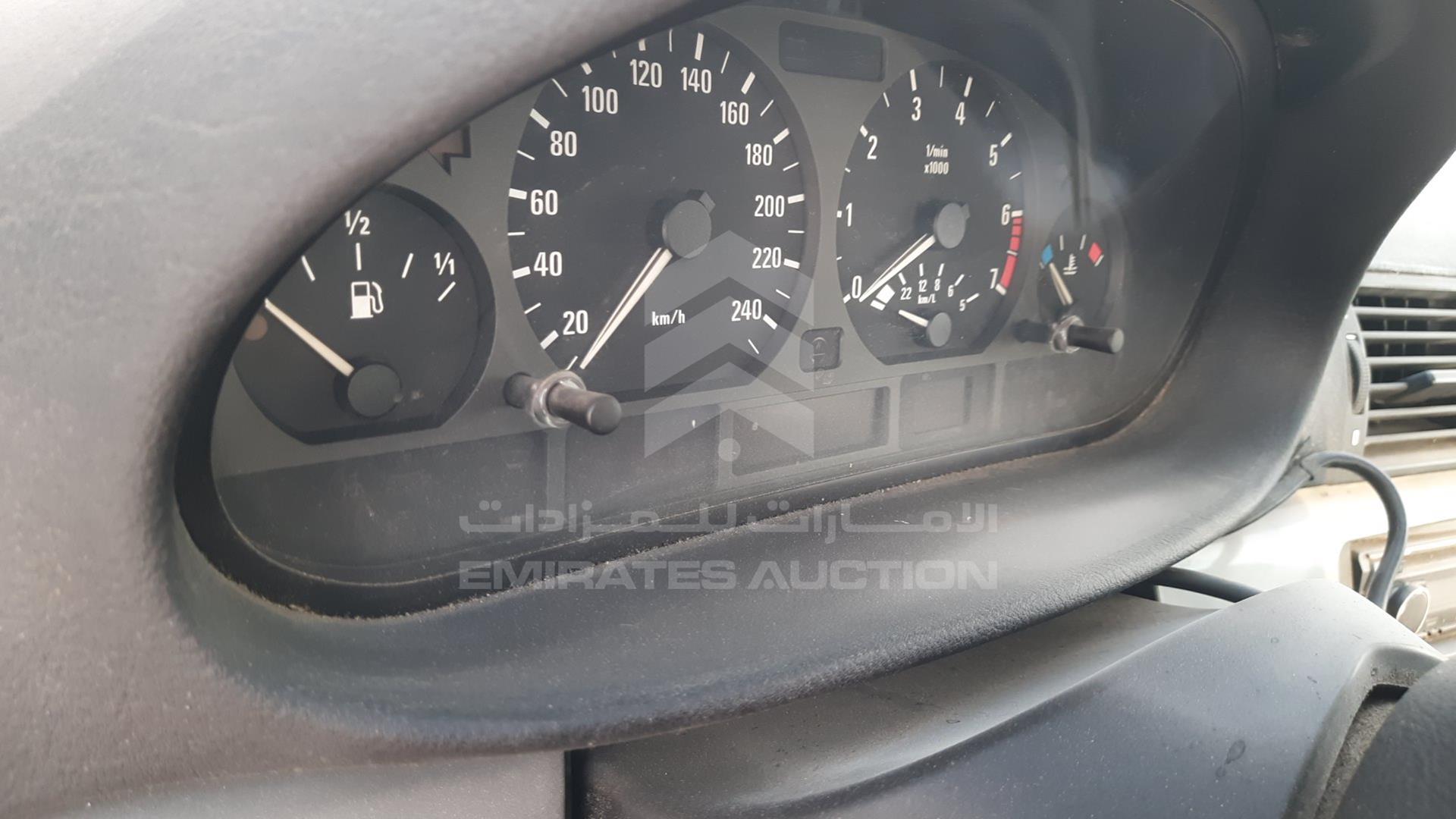 1999 BMW 323 VIN: WBAAM31040JE91465